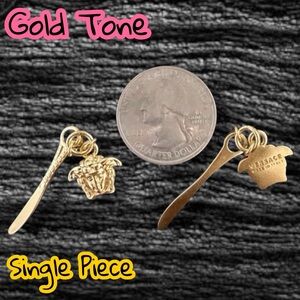 🆕 Listing - Single Piece Mini Medusa Gold Tone Zipper Pull Charm